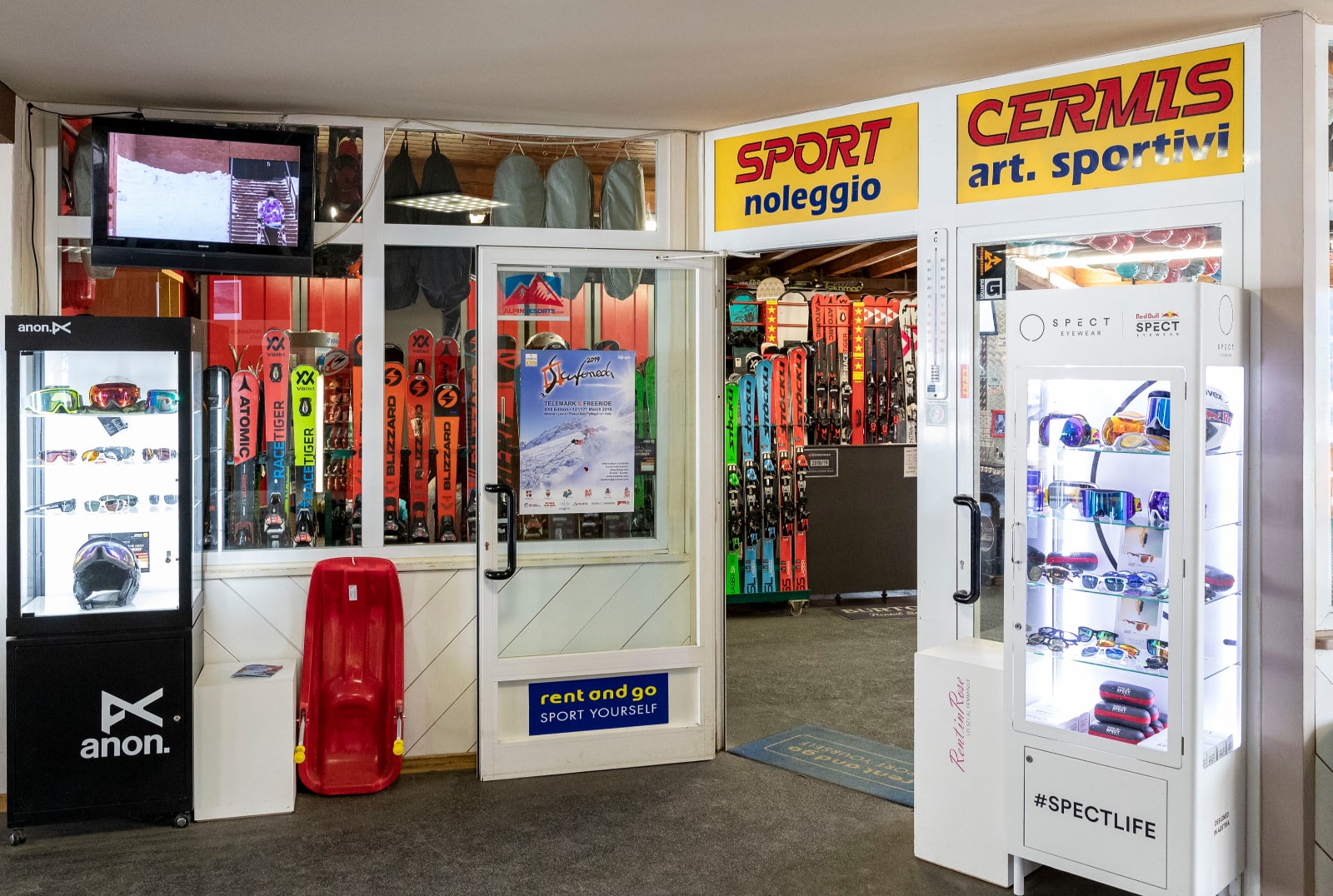 Ski rental Cavalese - Alpe Cermis - Sport Cermis - Foto 0